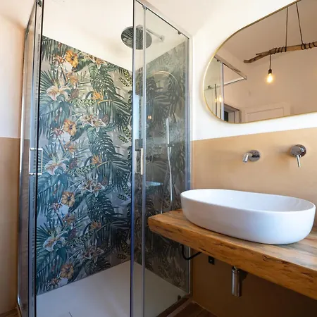 Casa Piras Pensión 4*